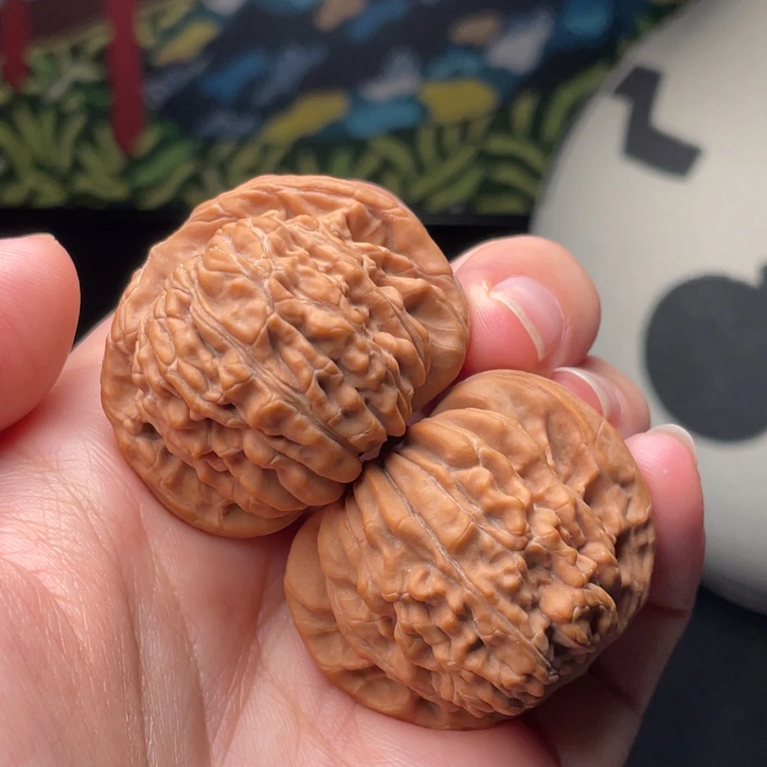 把件猴头核桃头茬密纹汉高楼40尺3397
