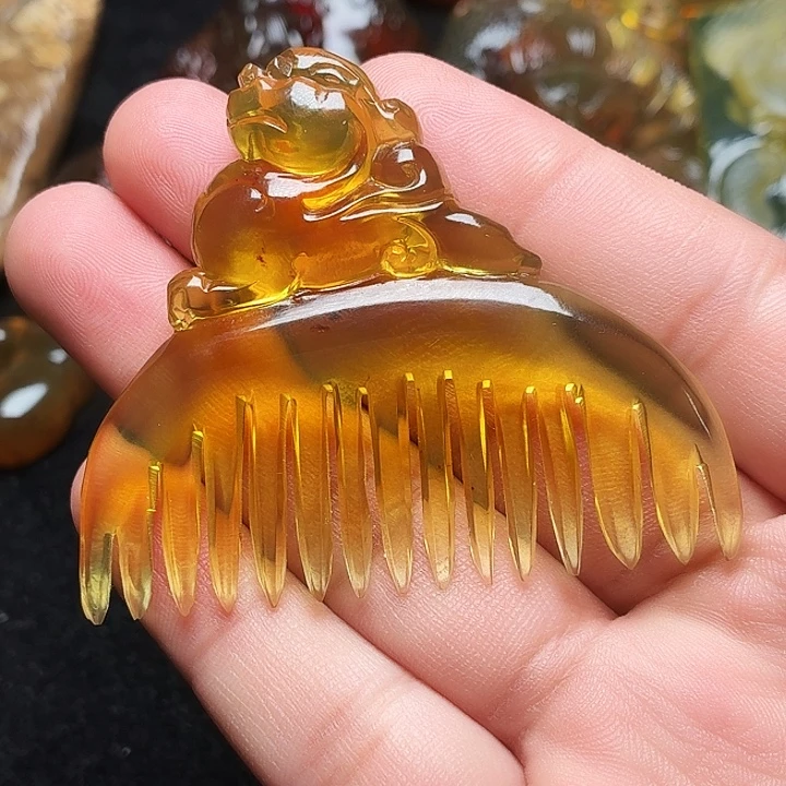 琥珀未镶嵌裸石124