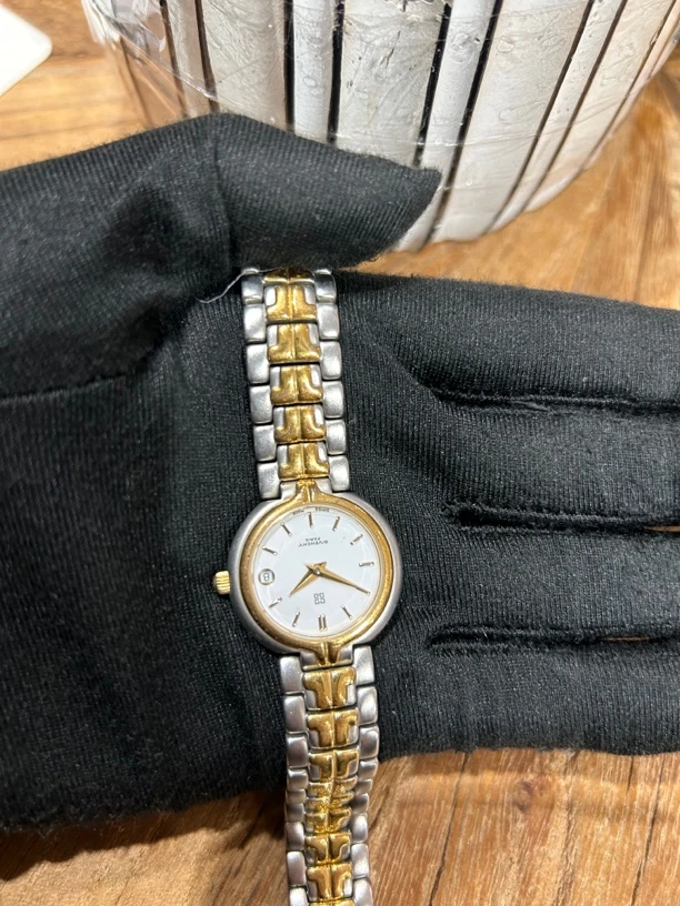 Givenchy/纪梵希 腕表15008 经典百搭