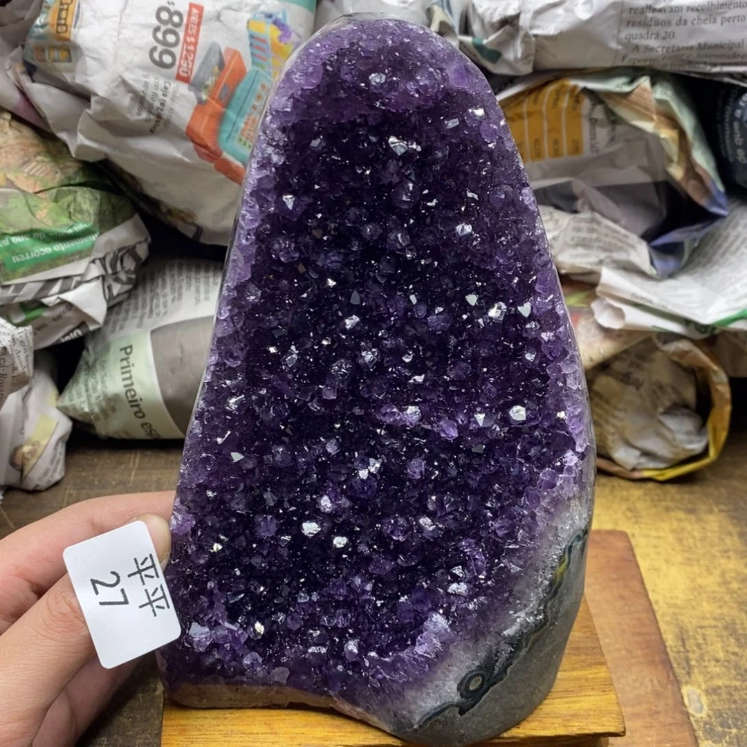 紫晶乌拉圭未镶嵌