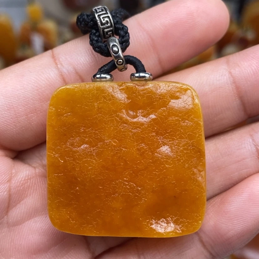 【闪购商品】未镶嵌颈饰琥珀