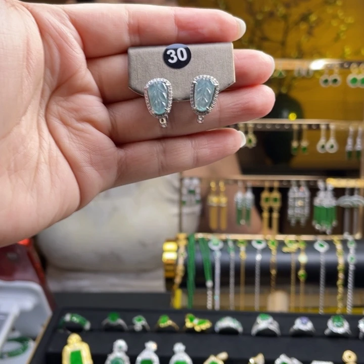 翡翠银S925镶嵌耳饰翡翠