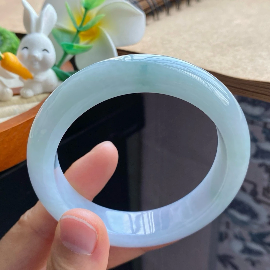 03.21批2135号56.7-14.5-9.3！很厚装！浅绿色很清新脱俗天然翡翠