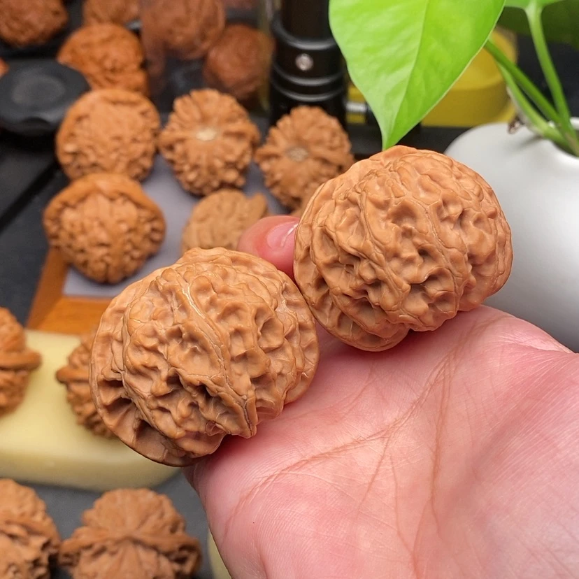 【闪购商品】文玩核桃把件苹果全品45