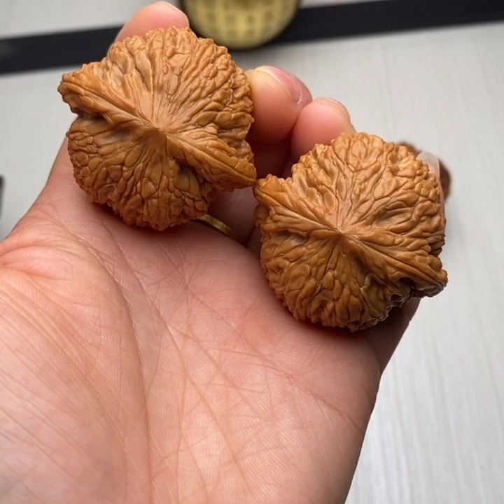 把件核桃文玩核桃泥鳅背