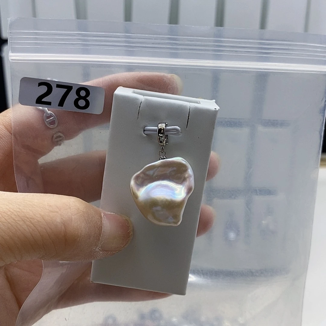 颈饰合金淡水珍珠