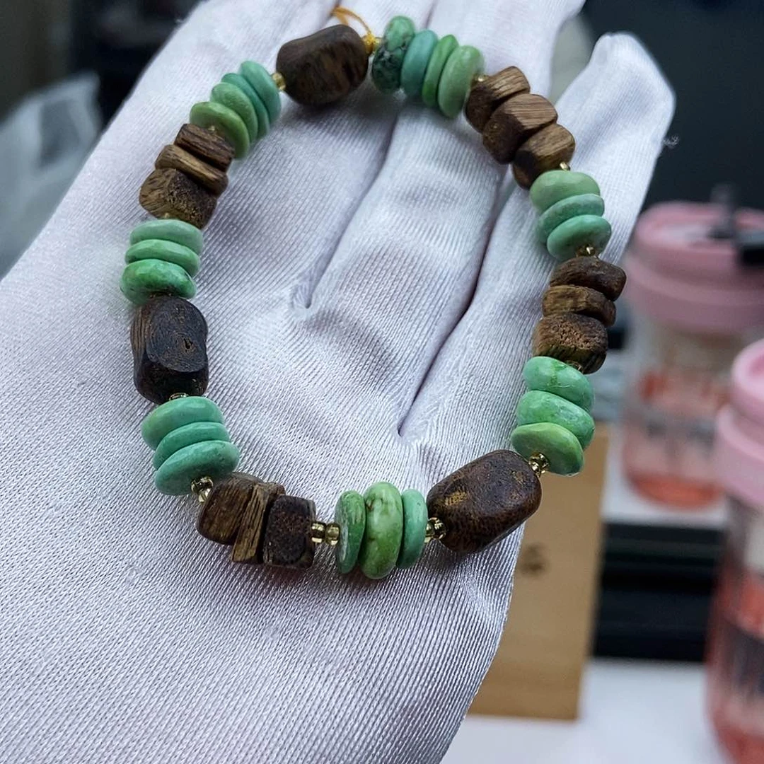 未镶嵌绿松石珠宝奇石