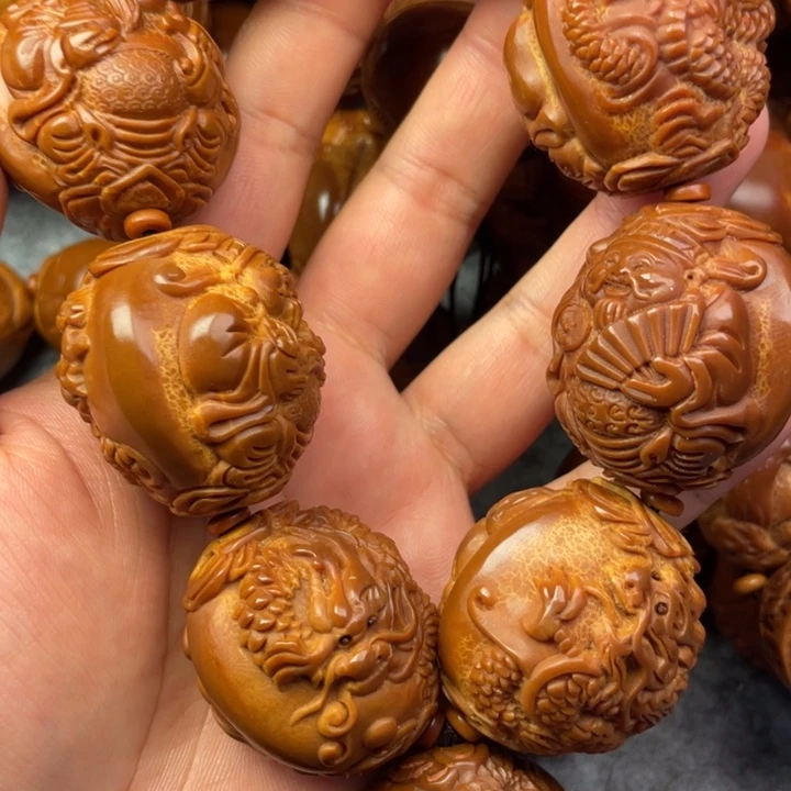 暖***赵橄榄核吊坠橄榄核