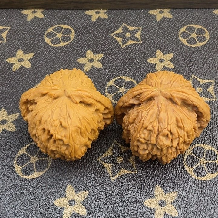把件文玩核桃46➕闷尖白狮子