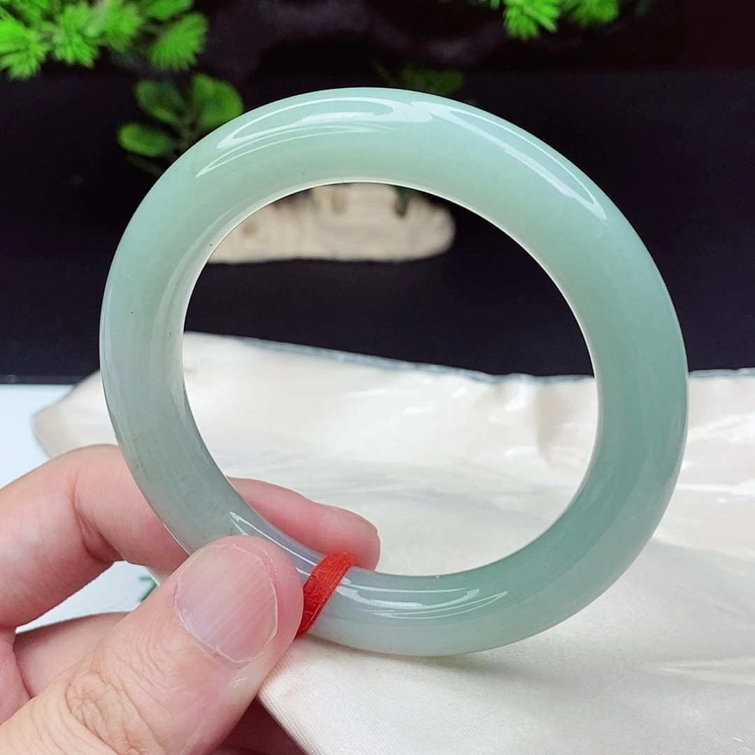 未镶嵌手镯翡翠57圈