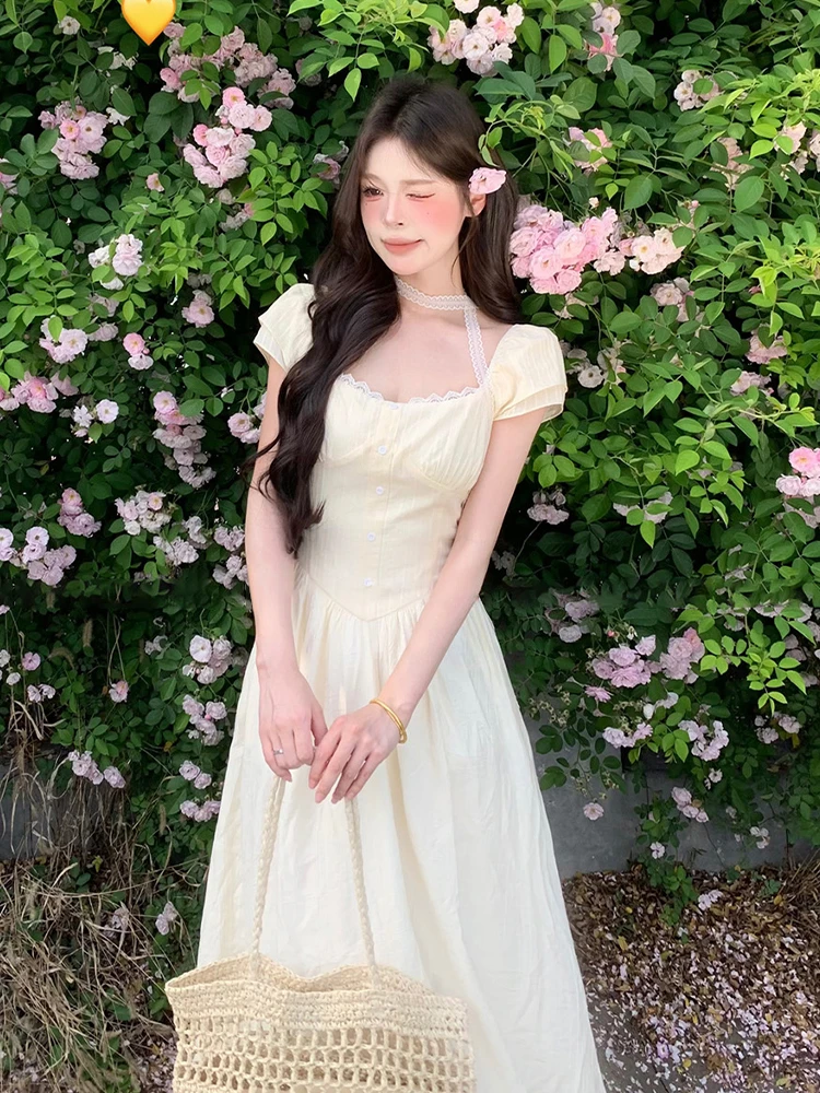 法式温柔风方领连衣裙女夏季2025新款海边度假高级感漂亮绝美长裙