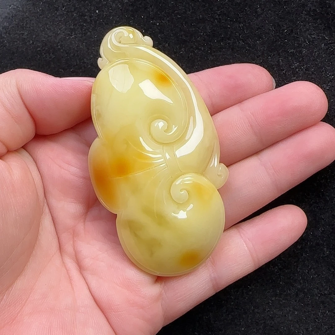 蜜蜡未镶嵌珠宝奇石