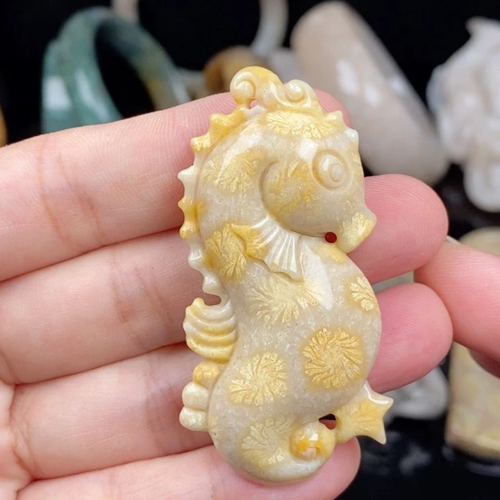 未镶嵌手镯（圆镯）硅化玉