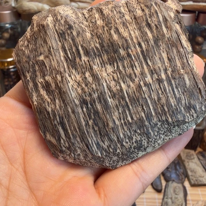 沉香碎屑沉香文莱品香料 12.8 克