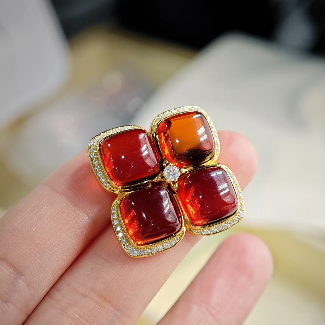 S925银血珀吊坠气质百搭优雅