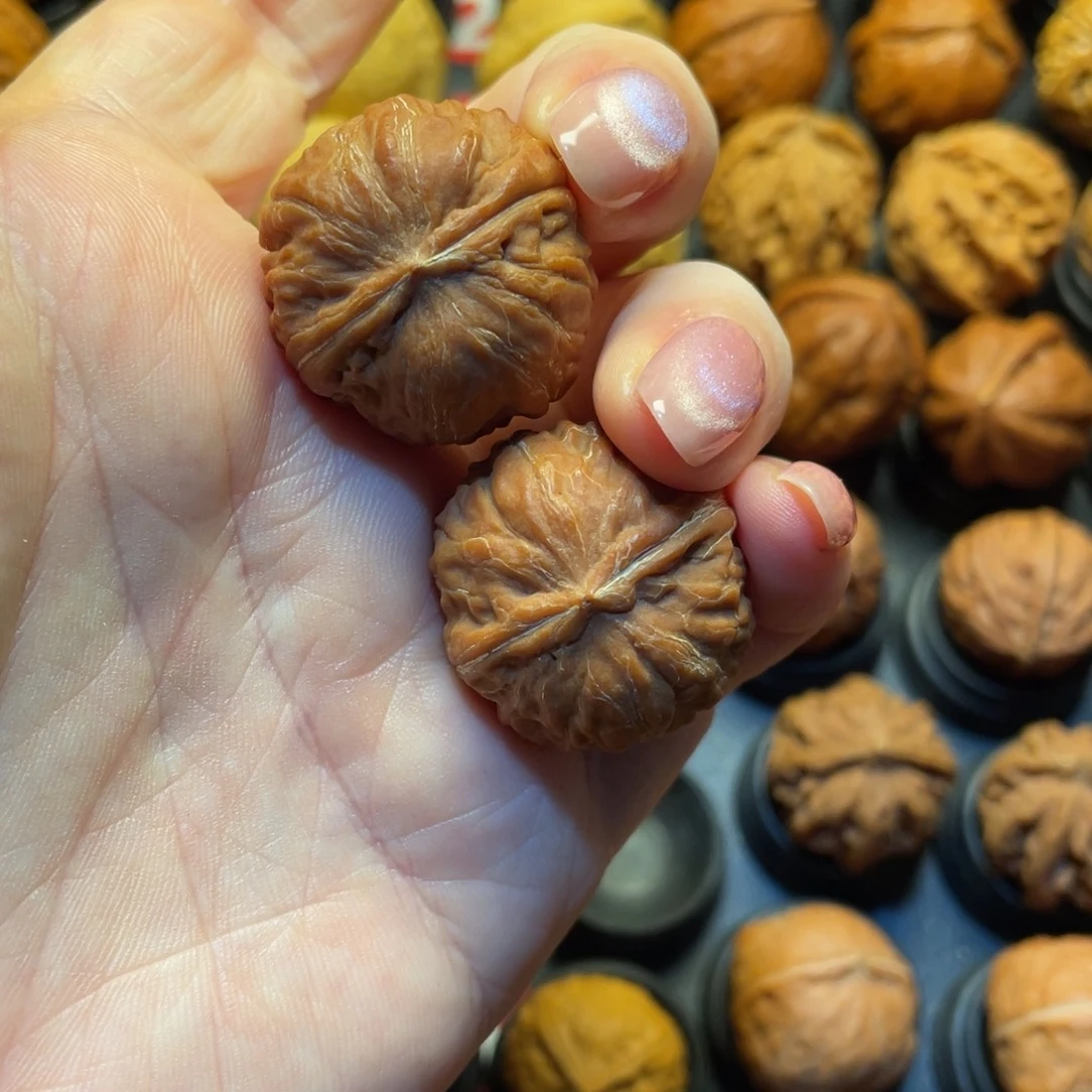 夜***色吊坠文玩核桃核桃