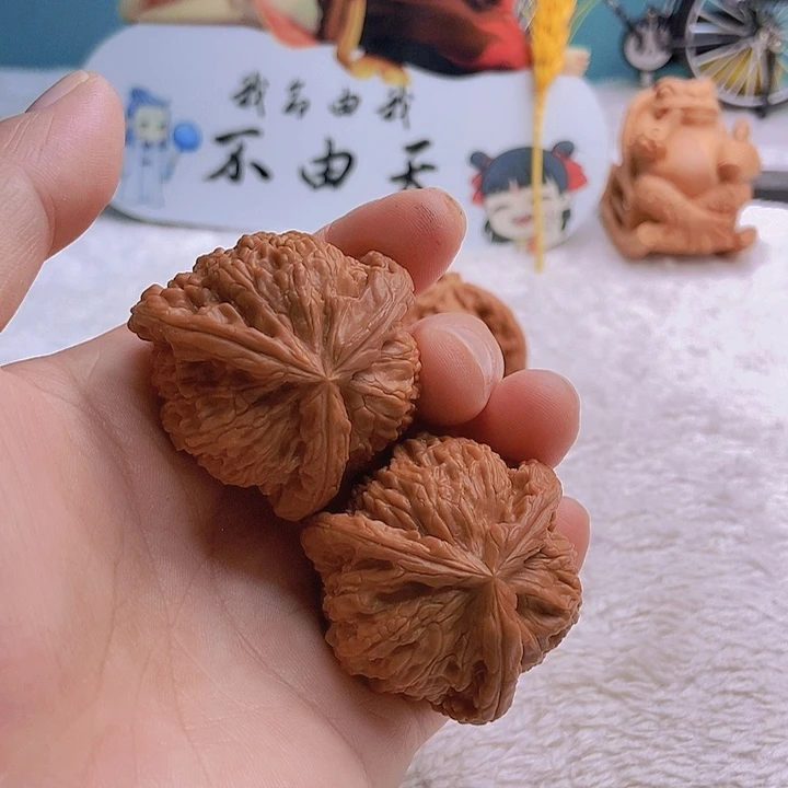 吊坠文玩核桃我***～三棱