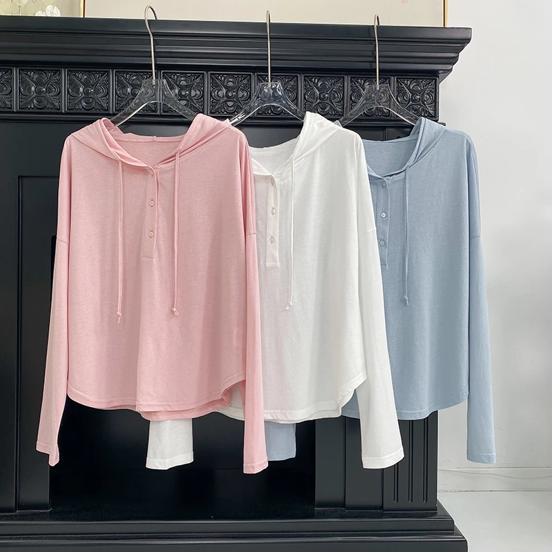 【朵儿studio】“素颜衫”穿上瞬间减龄~连帽防晒罩衫 D185