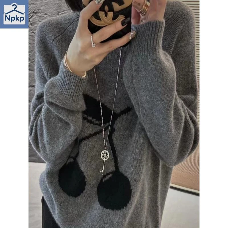 刺绣100纯羊毛衫女秋季新款圆领慵懒风大码落肩袖针织打底衫毛衣