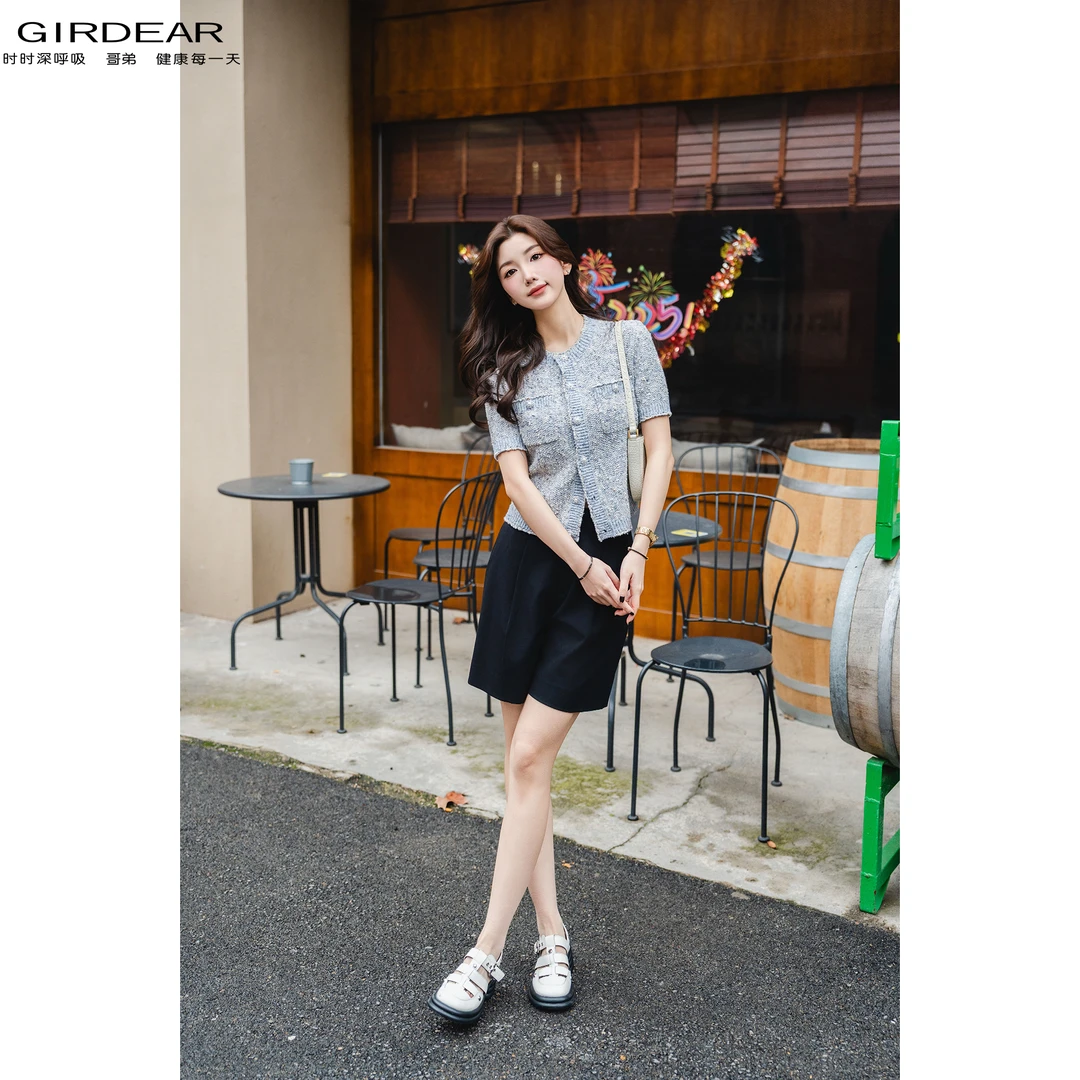 GIRDEAR/哥弟夏季薄款高腰简约时尚百搭显瘦休闲中短裤女 1100539
