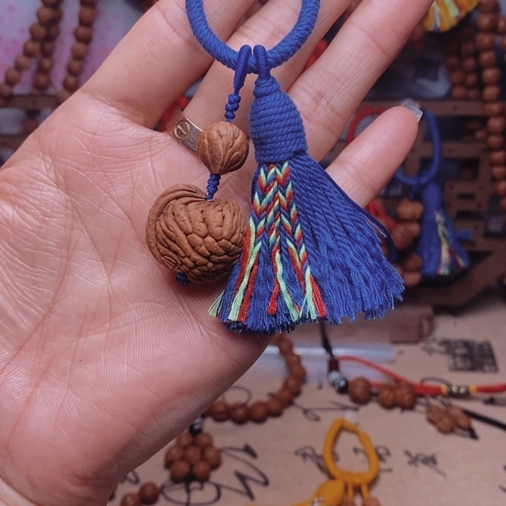 吊坠桃核龙纹桃枭