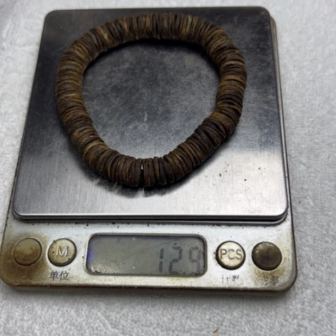 树脂制品沉木香乌身沉水片珠1.0