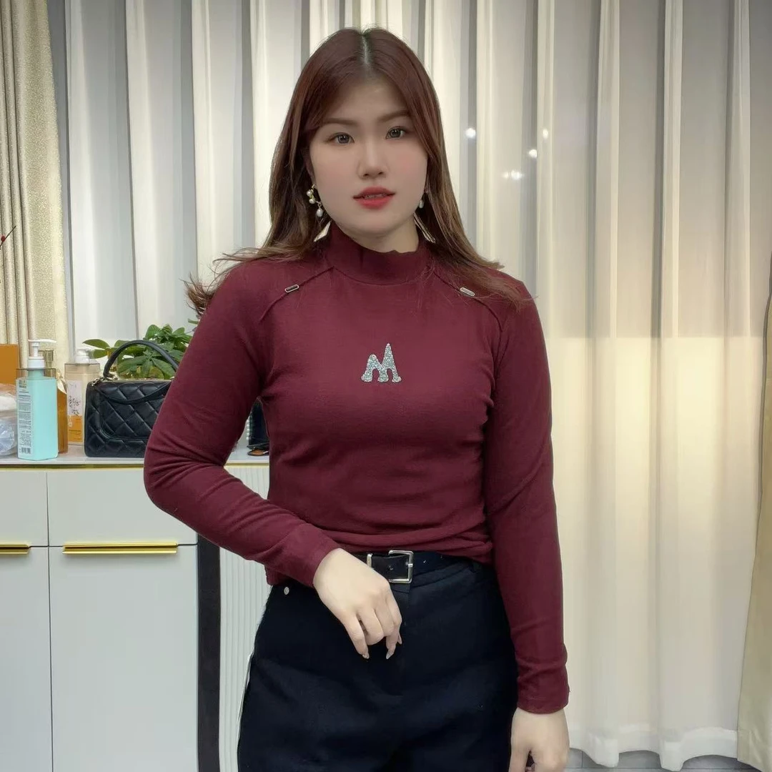 小鑫肝@现货浮力重工插肩袖图案烫钻休闲百搭长袖T恤 189