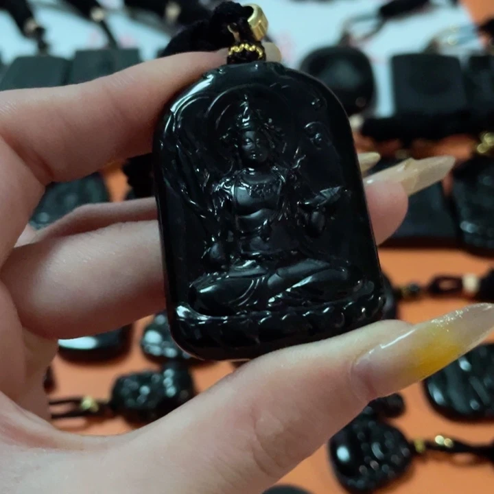 翡翠颈饰未镶嵌用****5