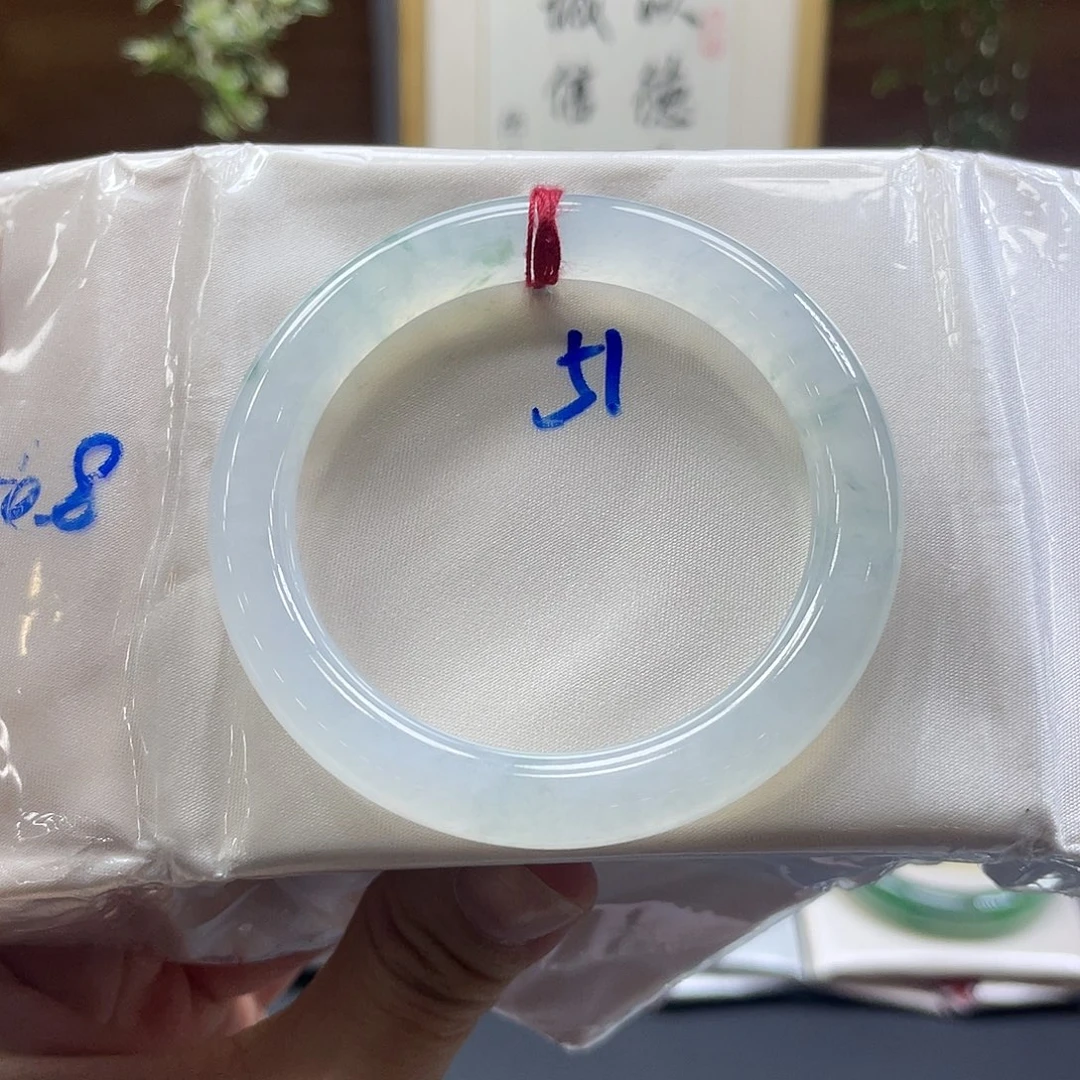 翡翠未镶嵌手镯51 号