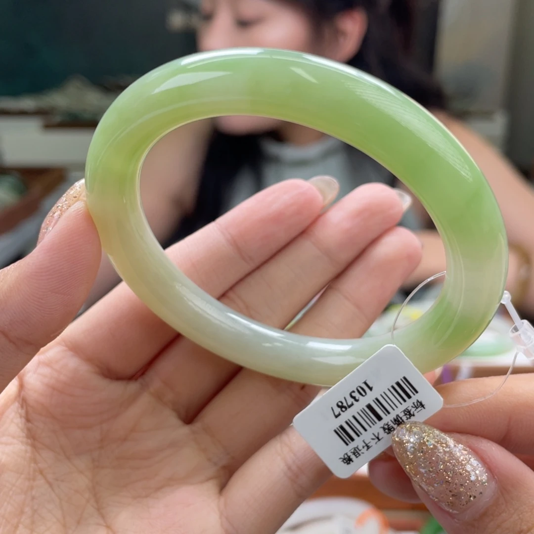 和田玉手镯未镶嵌5758