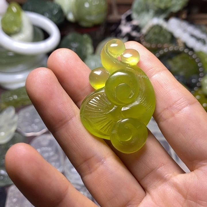 岫玉未镶嵌岫玉挂件