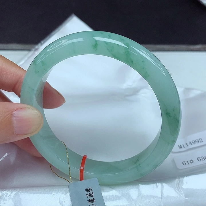 翡翠未镶嵌手镯61圈4992