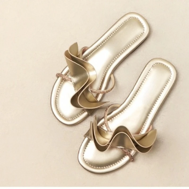 平底仙女风拖鞋女夏季外穿感法式金色沙滩露趾韩版名媛风一字带