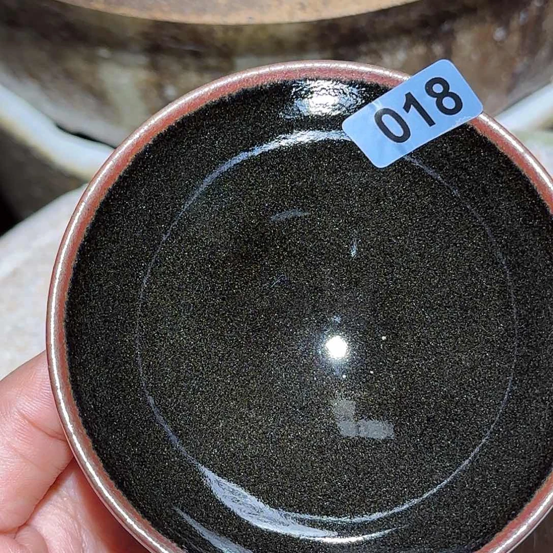 茶盏一直是在努力工作挣钱不