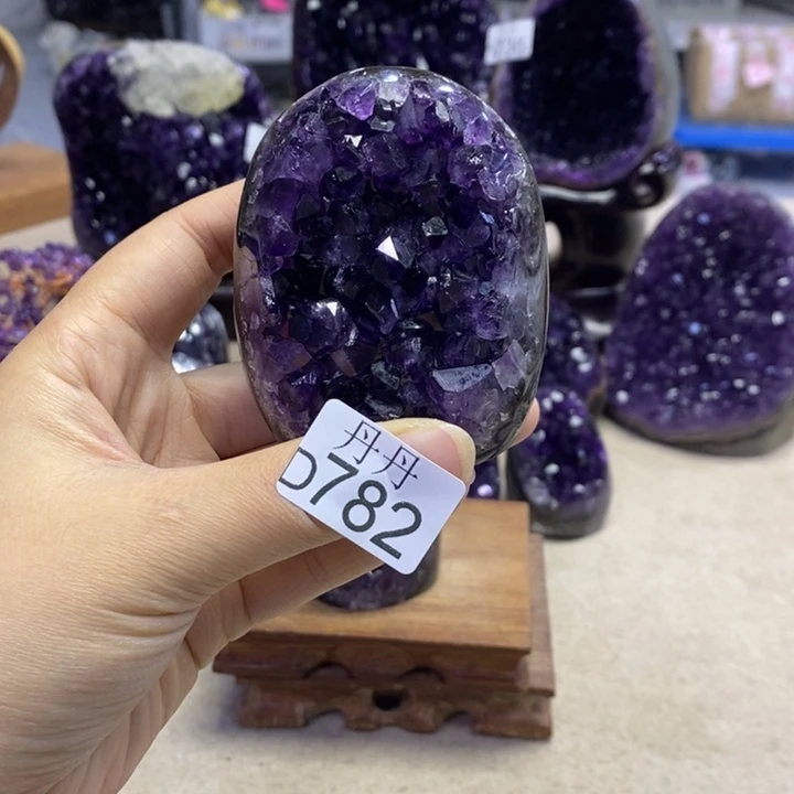 紫晶大型摆件（非配饰）未镶嵌