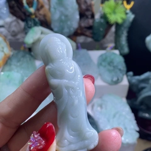 【闪购商品】颈饰未镶嵌翡翠观音