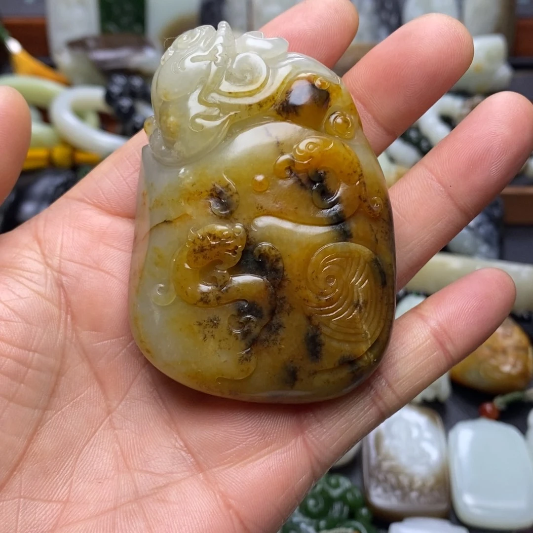 颈饰未镶嵌和田玉隆***饭