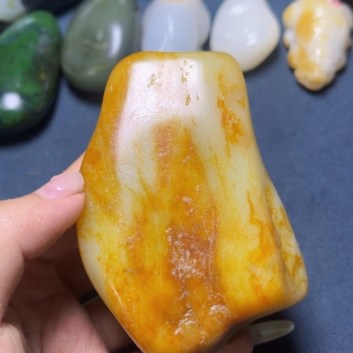 未镶嵌和田玉珠宝奇石