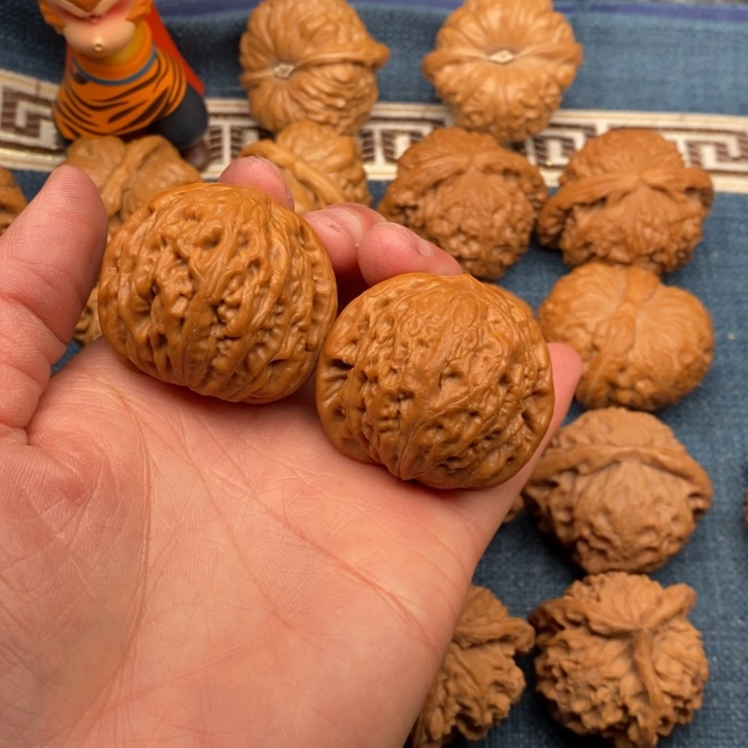 文玩核桃把件40铁锤