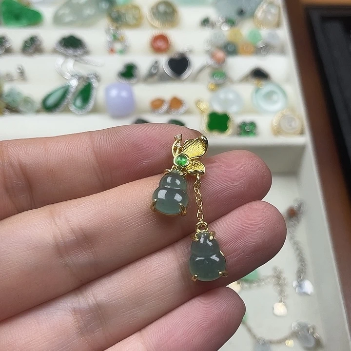 翡翠14K金镶嵌颈饰