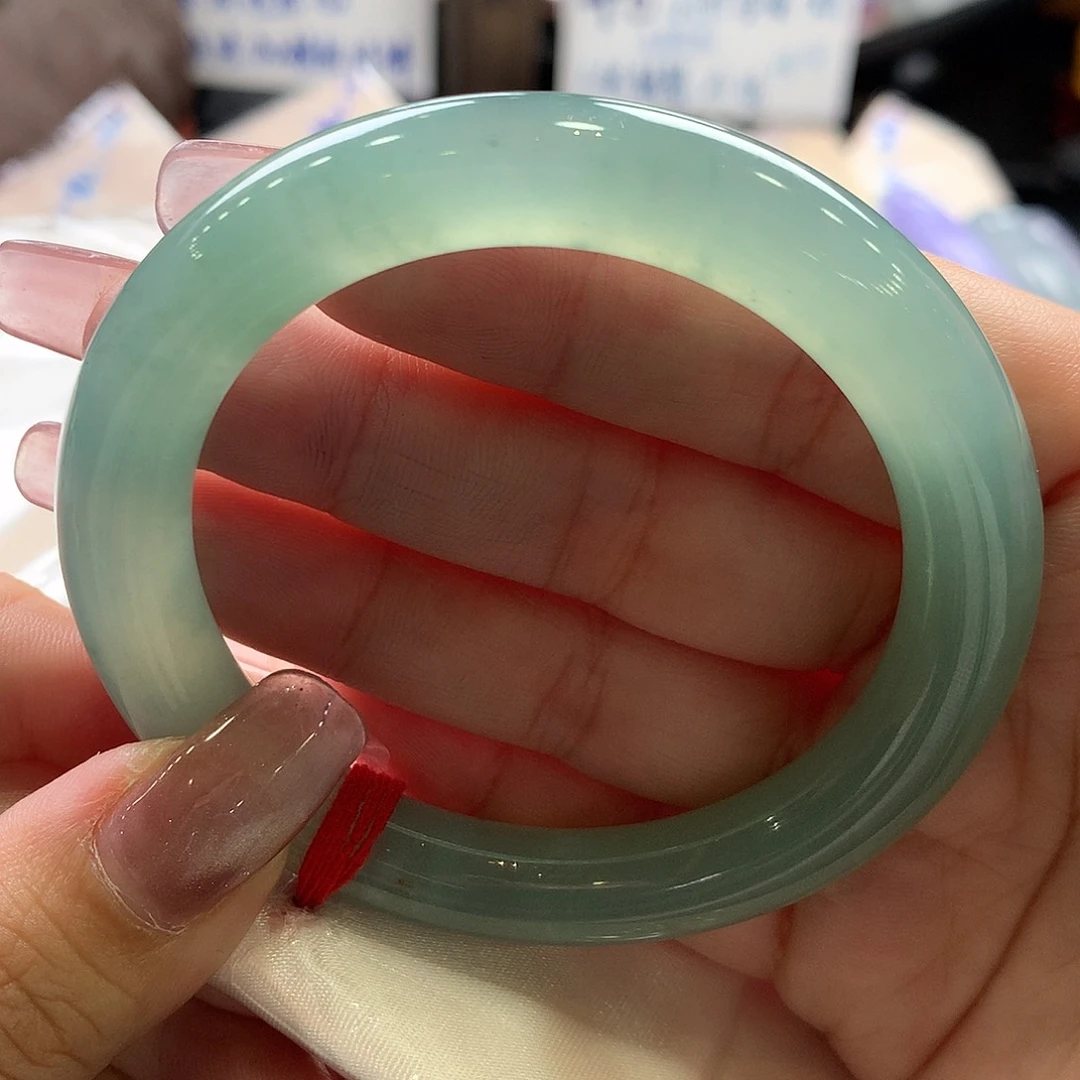 翡翠手镯未镶嵌52圆条