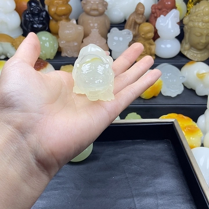 无花朵原石雕刻把件