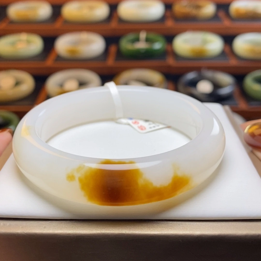 未镶嵌手镯和田玉53.5圈