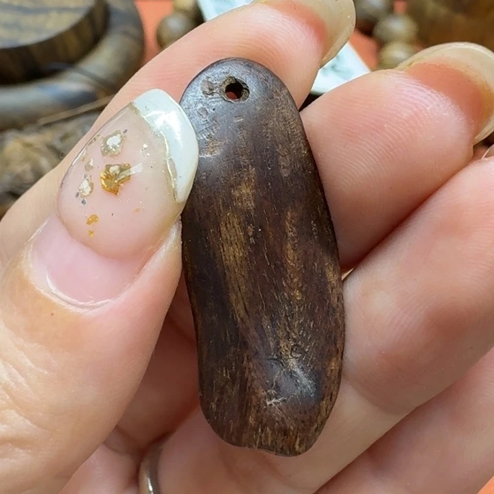 大叶紫檀（黑酸枝木类）