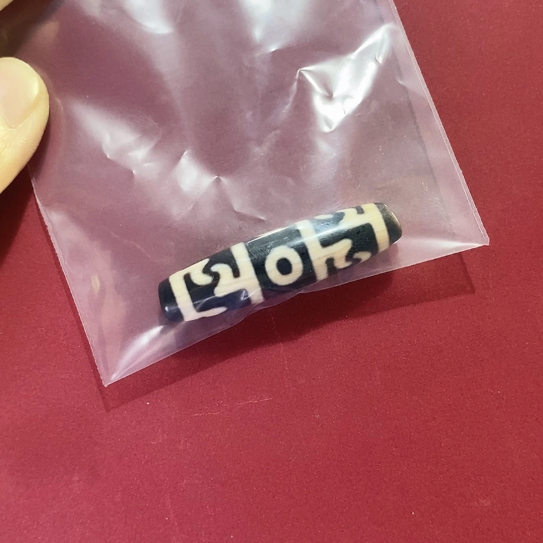 玛瑙/玉髓颈饰合金昆****）连师三