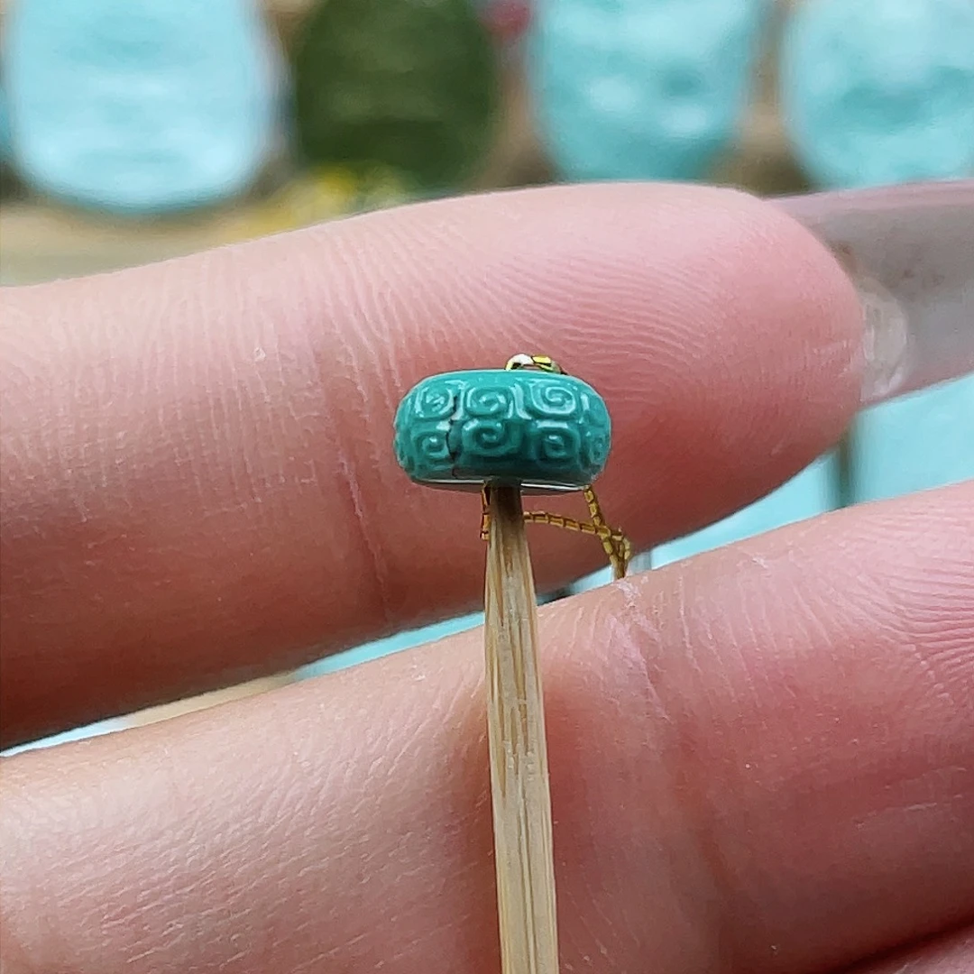 南红玛瑙配饰合金7*