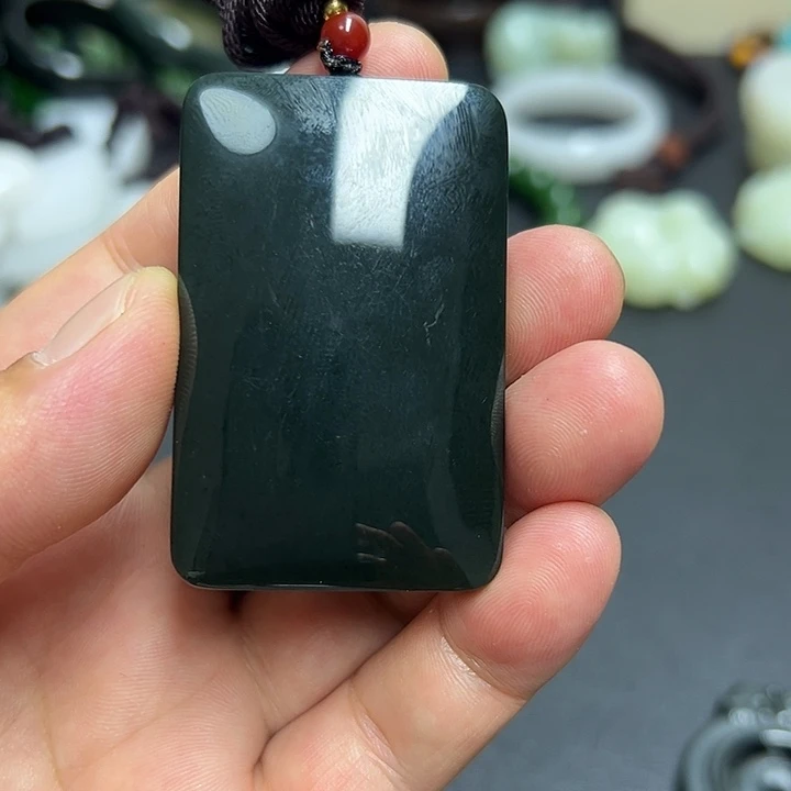 源***原和田玉（青玉）未镶嵌颈饰