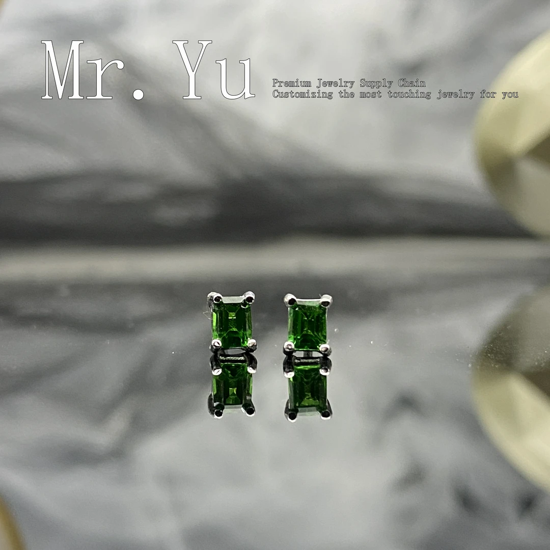 天然沙弗莱耳钉气质轻奢时尚方形绿色简单四爪镶嵌sf0010