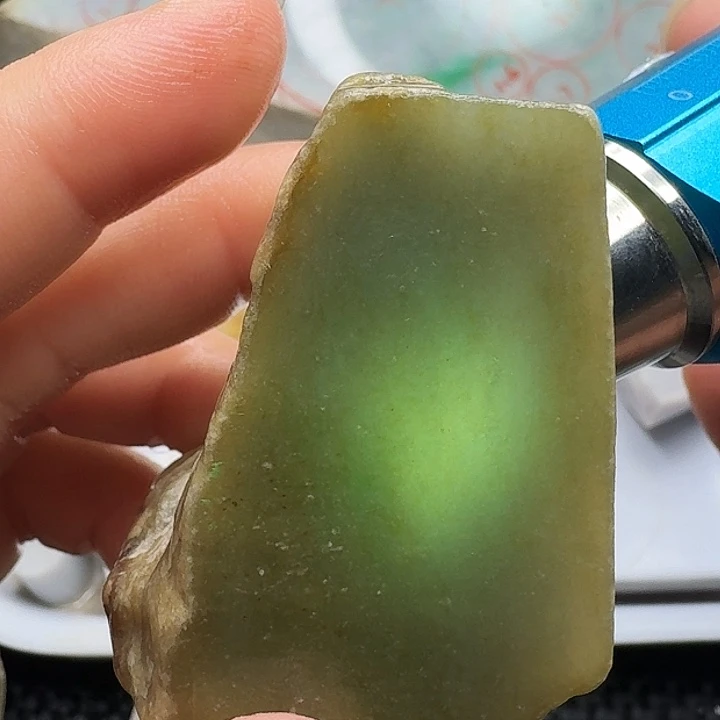 翡翠裸石缅甸翡翠
