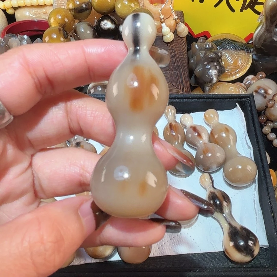 橙***宝非金属玉化牛角葫芦